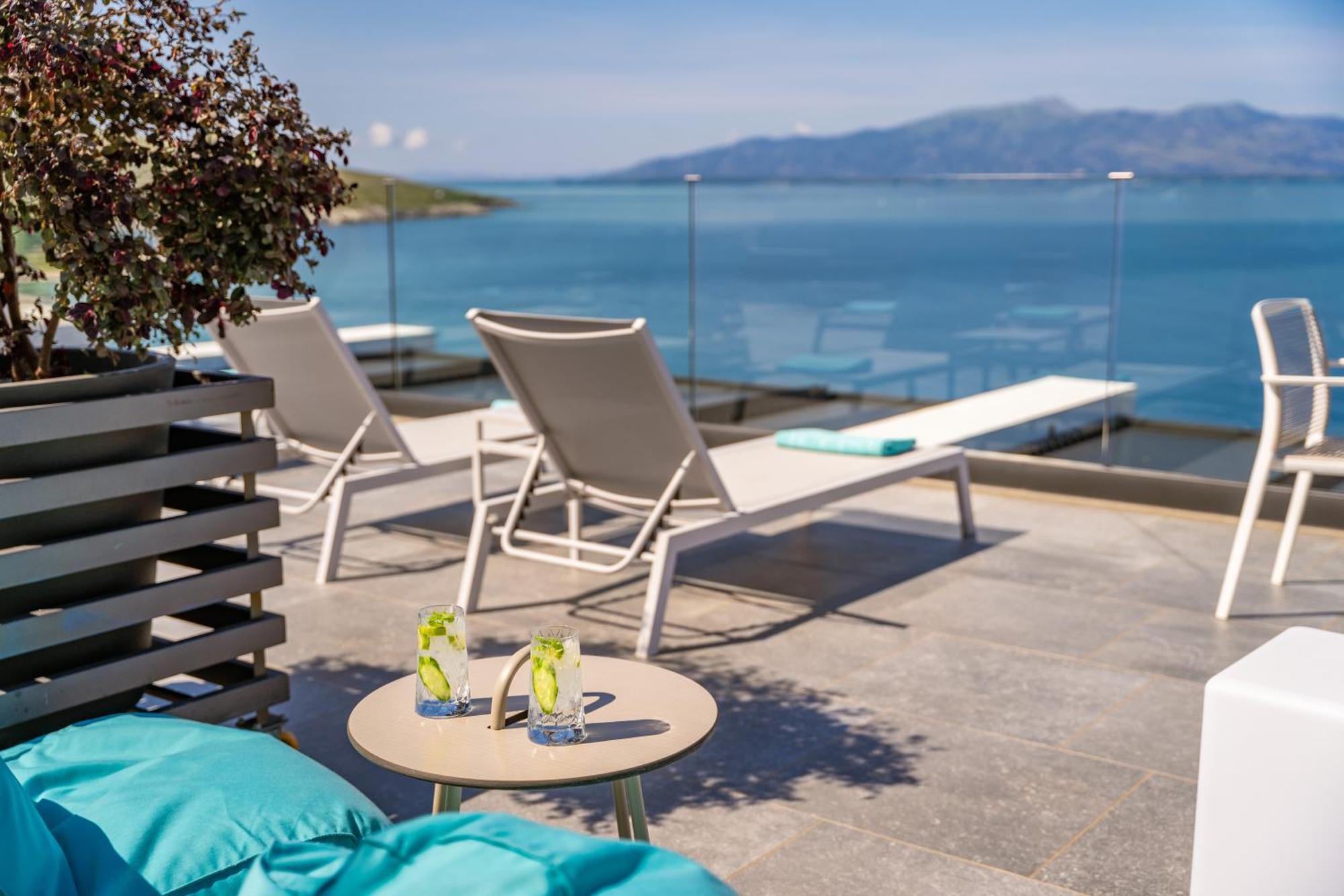 Glow Boutique Hotel & Suites ساراندا المظهر الخارجي الصورة
