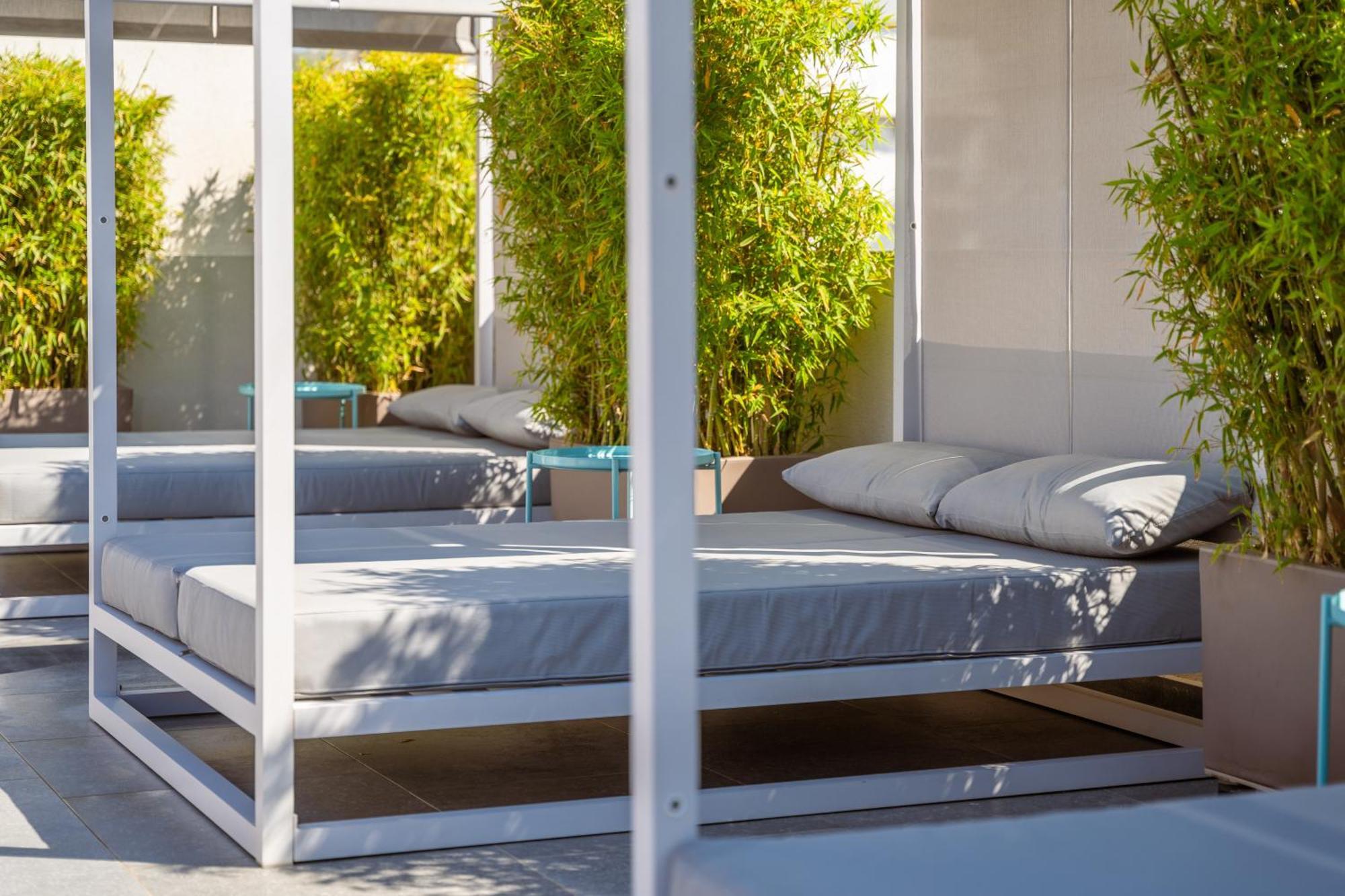 Glow Boutique Hotel & Suites ساراندا المظهر الخارجي الصورة